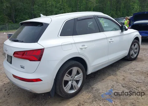 2018 Audi Q5 2.0T Premium/2.0T Tech Premium z USA, uszkodzony, nr VIN WA1BNAFYXJ2041670